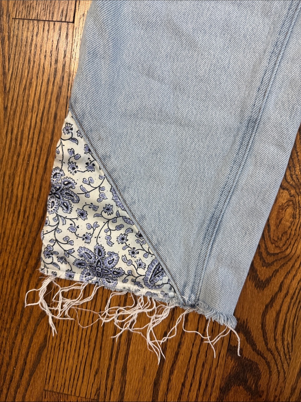 PAIGE Noella Cropped Patchwork Jeans SZ 28 - Picture 5 of 10